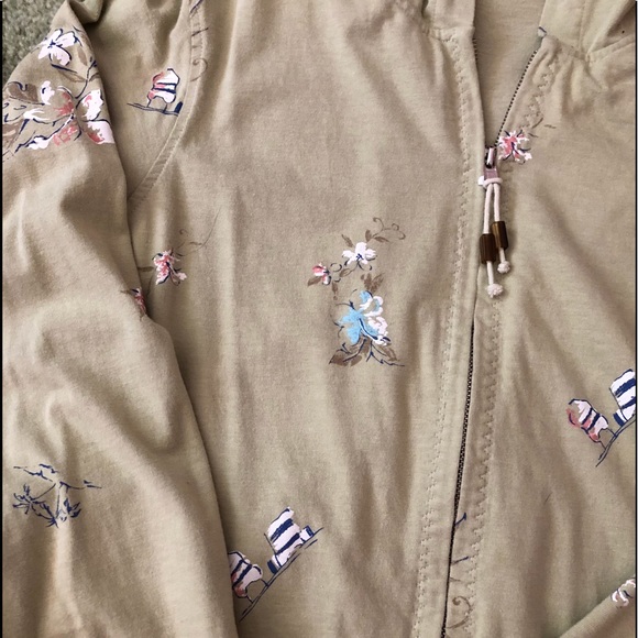 Ladies Jacket - Picture 2 of 6